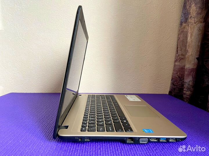 Ноутбук Asus X540LJ Core i3 / 8GB/ SSD/ 920M/Сумка