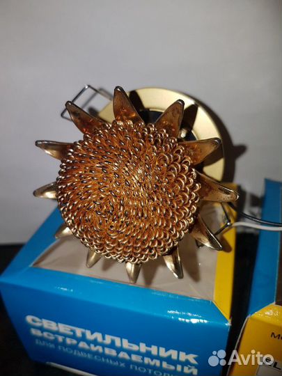 Светильник потолочный