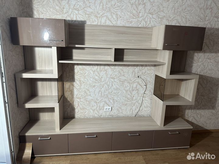 Стенка под тв