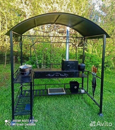 Мангал с крышей
