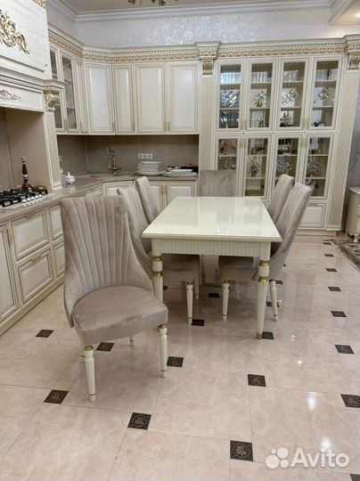 Обеденный стол \ Доставка по всей России