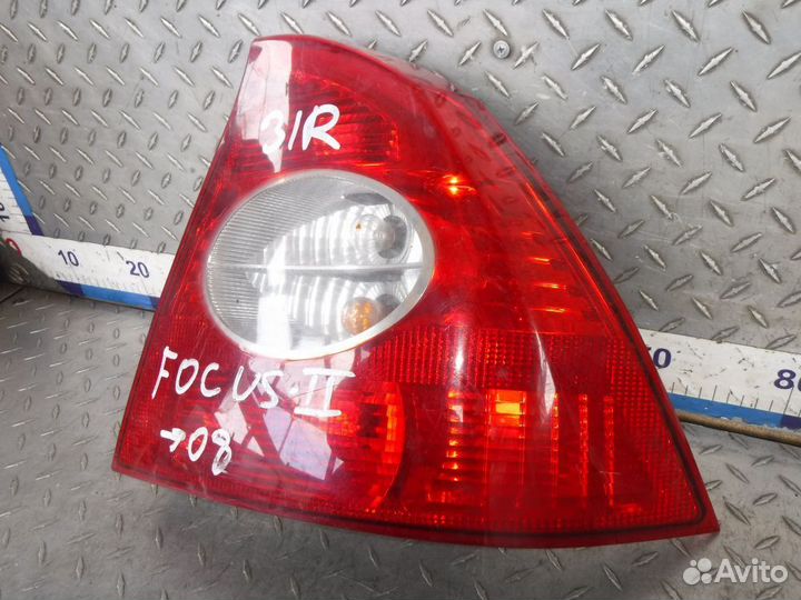 Фонарь задний правый Ford Focus II