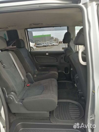 Nissan Serena 2.0 CVT, 2016, 160 000 км