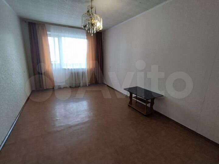 2-к. квартира, 56 м², 3/10 эт.