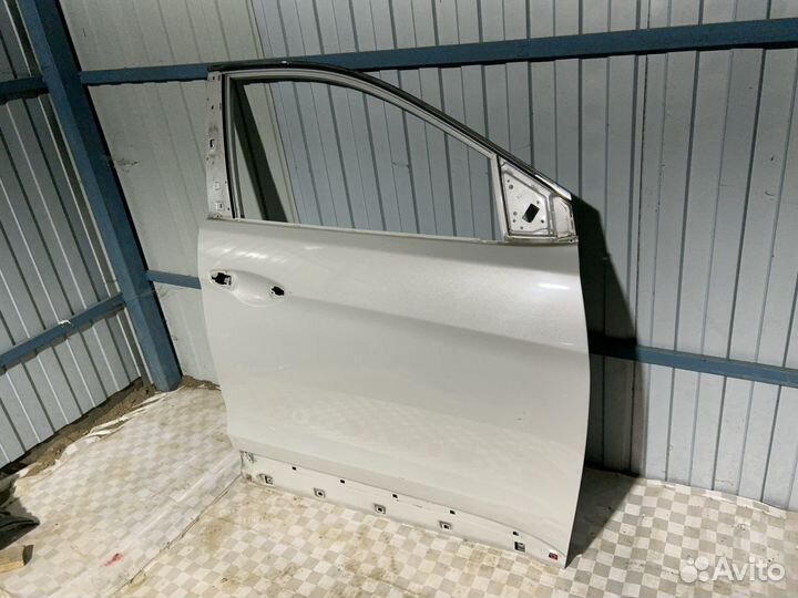 Дверь передняя правая Hyundai Santa Fe 3/Санта Фе3