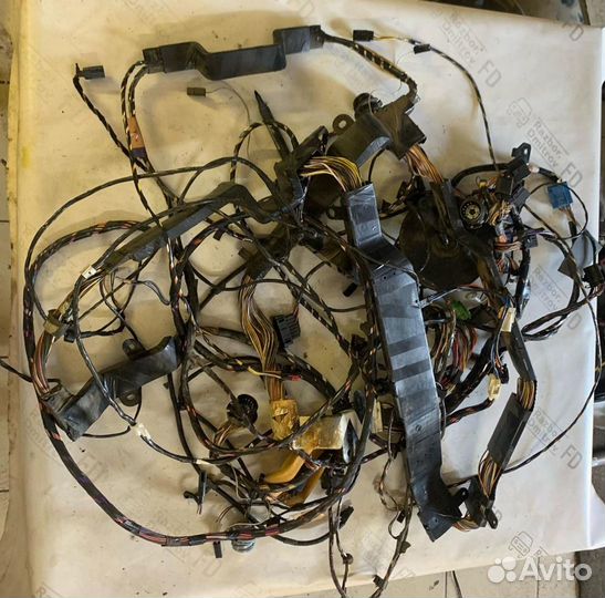 Проводка салона Ford Mondeo I 1993