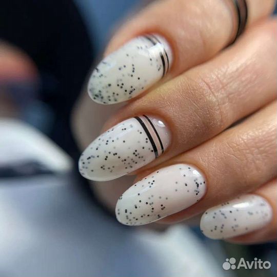 Маникюр, наращивание ногтей, красная речка