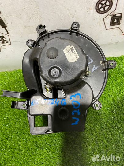 Моторчик печки Mercedes A2038202514