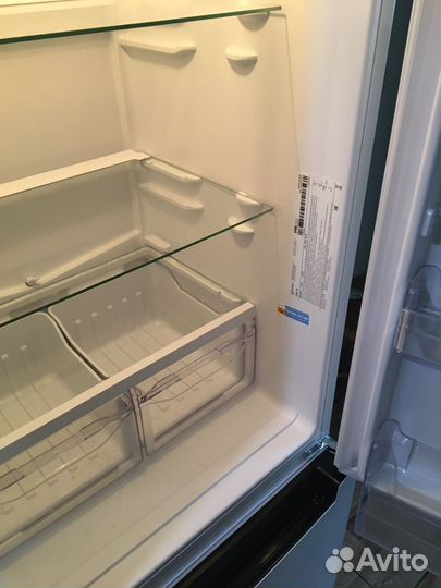 Холодильник Indesit dsn 18