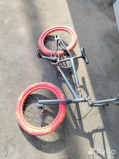 Трюковой велосипед bmx