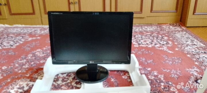 Монитор для компьютера