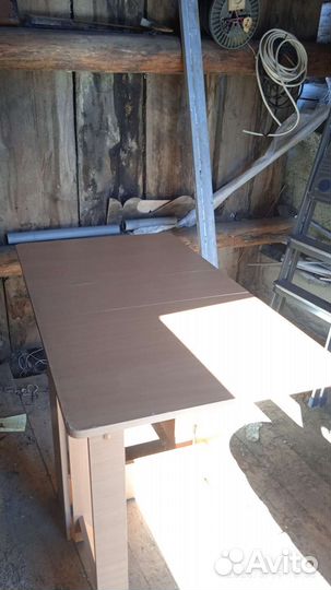 Раскладной столик ширина 61см длинна 112см
