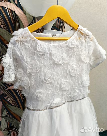 Платье праздничное на девочку 140-146