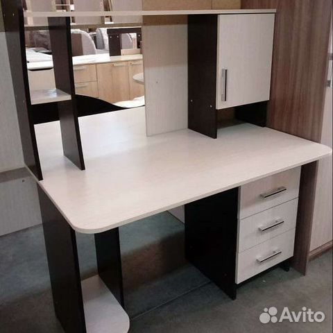 Компьютерный стол 5