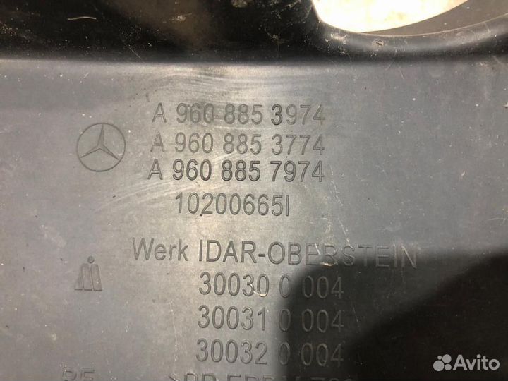 A9608853974 Рамка птф правая Mercedes MP4