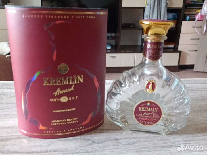 Бутылки из под элитного алкоголя