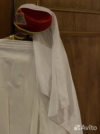 Народный татарский костюм в хорошем состояние