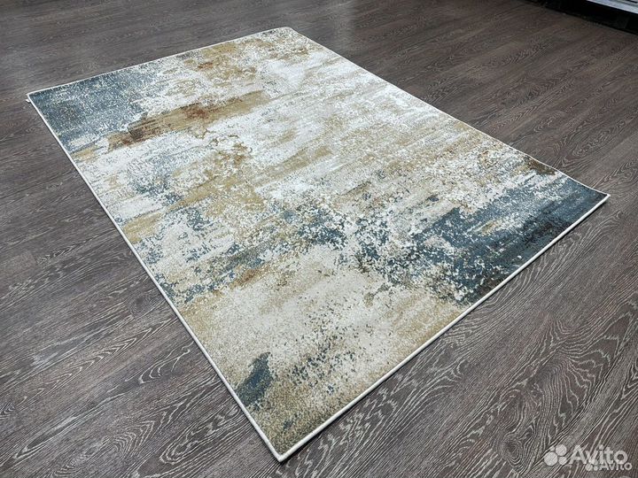 Ковер новый 1.6х2.2 современный