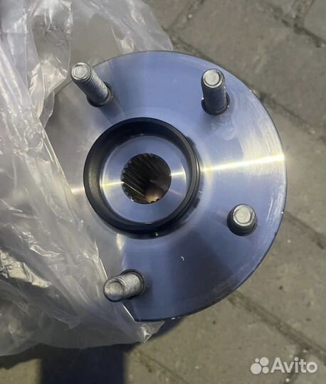 Ступица передняя в сборе Toyota camry v70