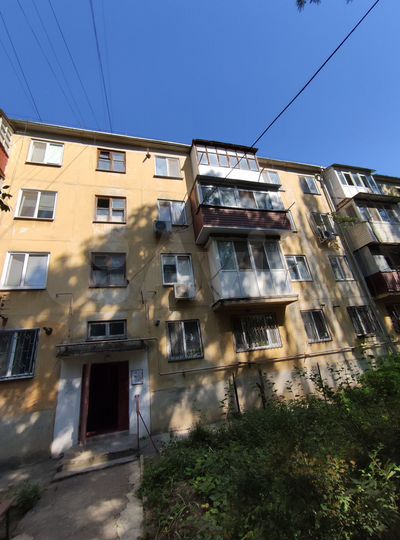 3-к. квартира, 60 м², 4/4 эт.