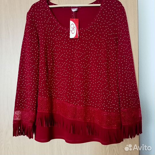 Костюм нарядный женский красный, р54, новый,Латвия