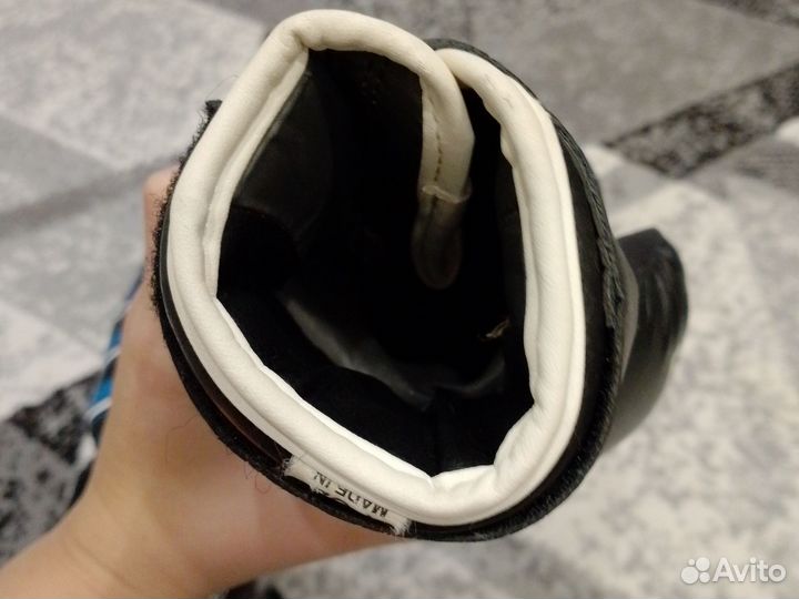 Боксерские перчатки