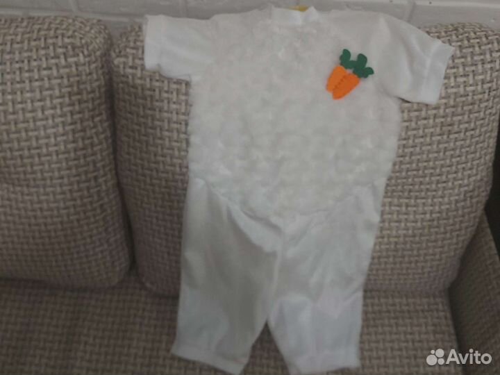 Новогодний костюм зайчика, размер 104