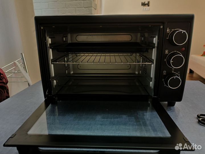 Мини-печь marta MT-4260