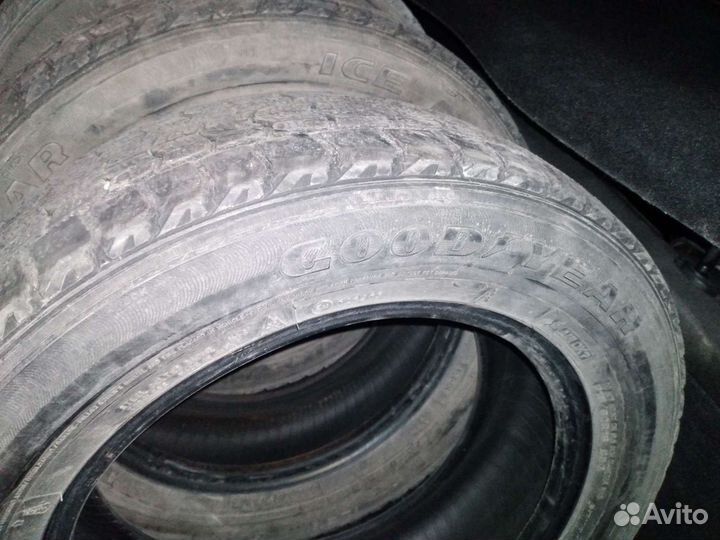 Goodyear Ice Navi Cargo 215/60 R16 95Q