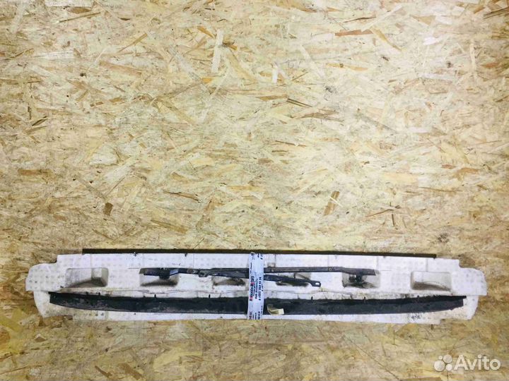 Усилитель заднего бампера с абсорбером Toyota Wind