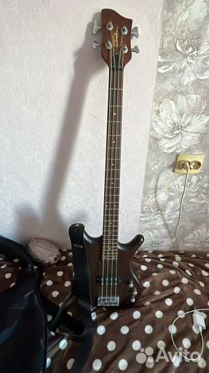 Бас гитара