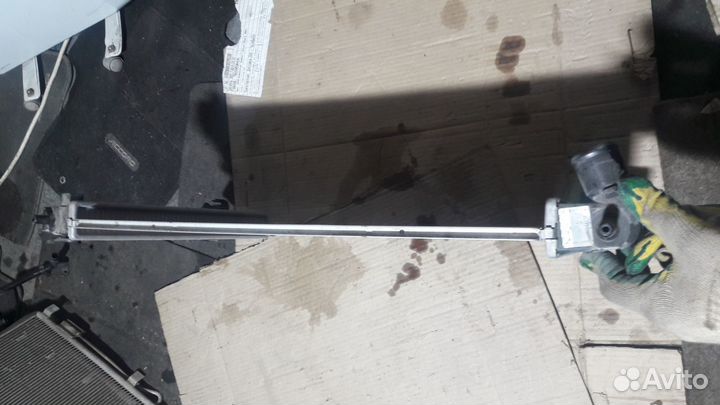 Kia ceed JD радиатор охлаждения оригинал