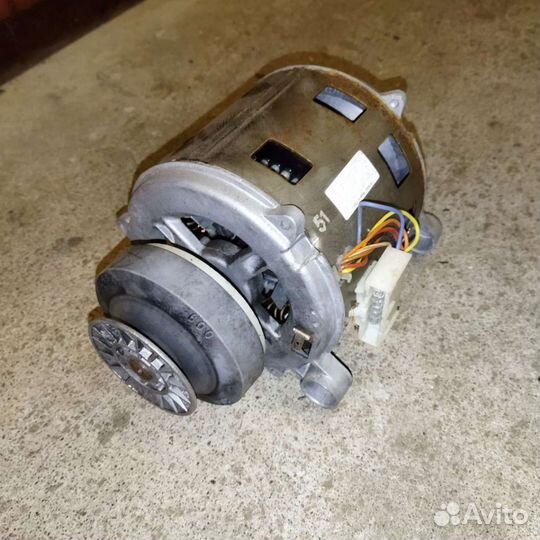 Двигататель стиральной машины