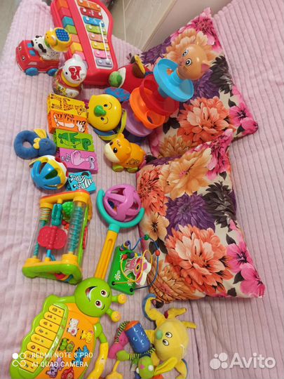 Развивающие игрушки для малышей
