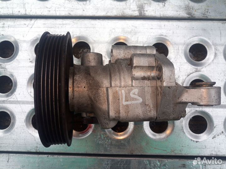 Насос гидроусилителя Лексус