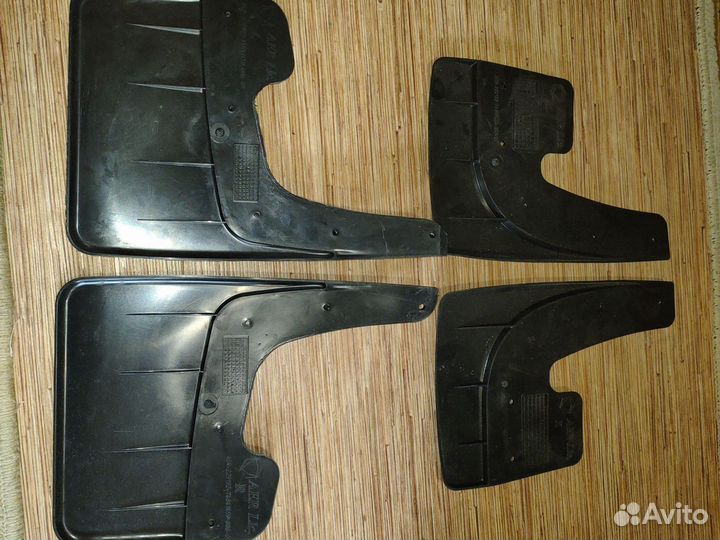 Брызговики универсальные маленькие и большие