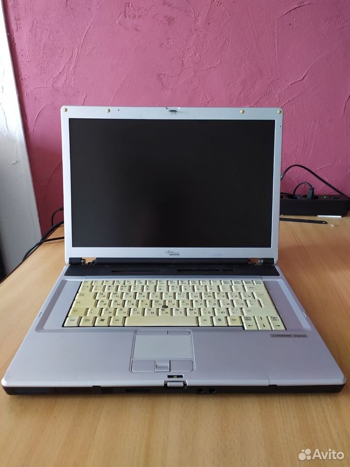 Fujitsu siemens lifebook e8210