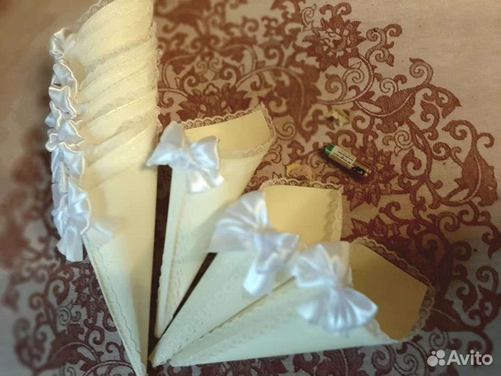 Кулечки свадебные для лепестков роз