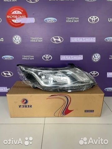 Фара правая Kia Rio 3 (2011-2015)