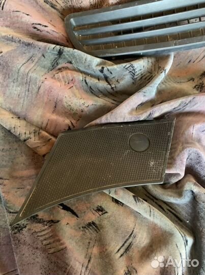 Втавки на торпедо Ниссан qashqai j10