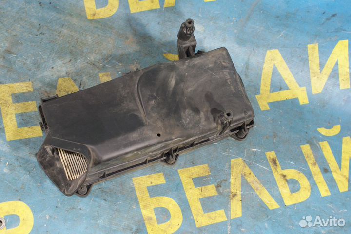 Корпус воздушного фильтра Ford Mondeo 3