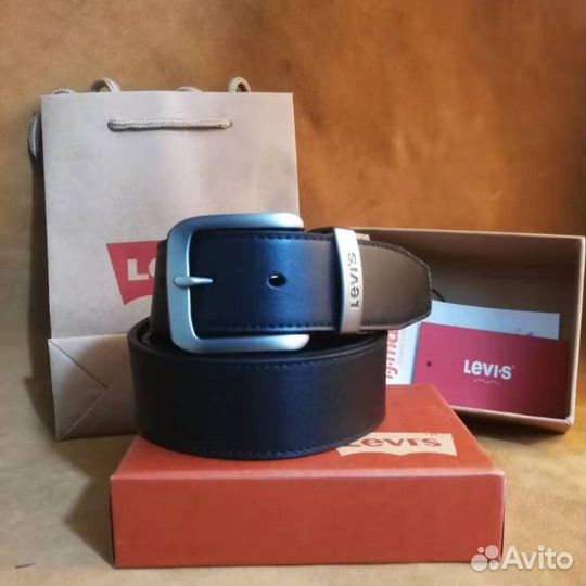 Мужской ремень Levis новый в упаковке
