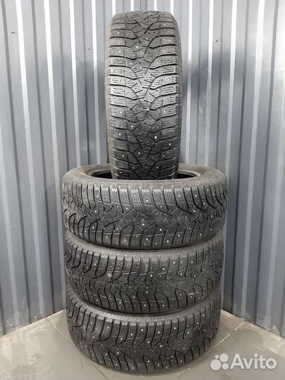 Bridgestone Blizzak Spike-02 205/55 R16 91T