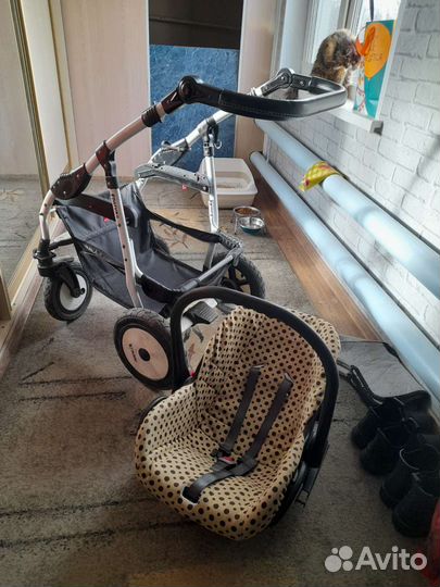 Коляска - автолюлька