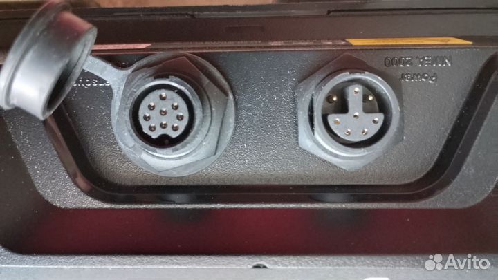 Raymarine Element 7s, картплоттер + эхолот