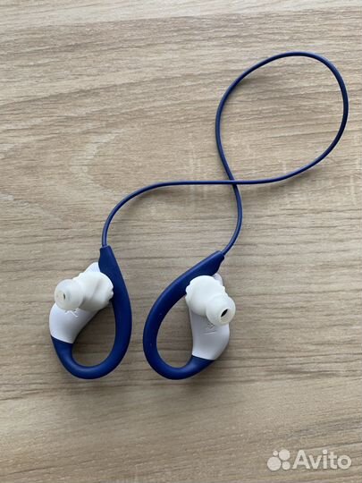 Беспроводные наушники jbl endurance sprint