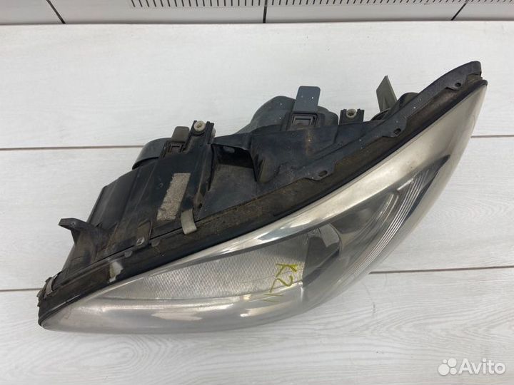 Фара левая Mercedes Vito W639 646.980 2009