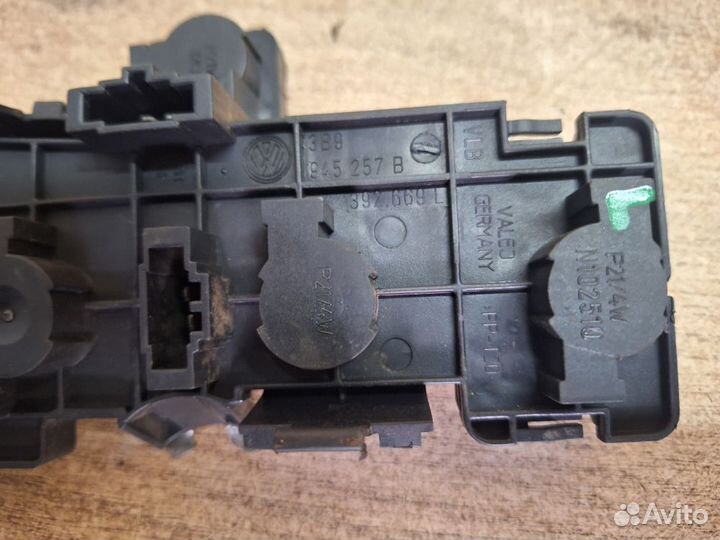 Плата заднего фонаря левая Volkswagen Passat B5 ре