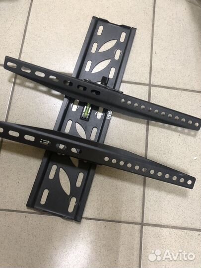 Кронштейн настенный для телевизора