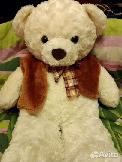 Медведь плюшевый большой